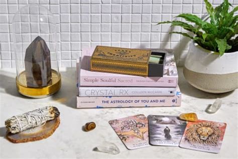Incorporating Oracle Cards into Meditation and Mindfulness Practices